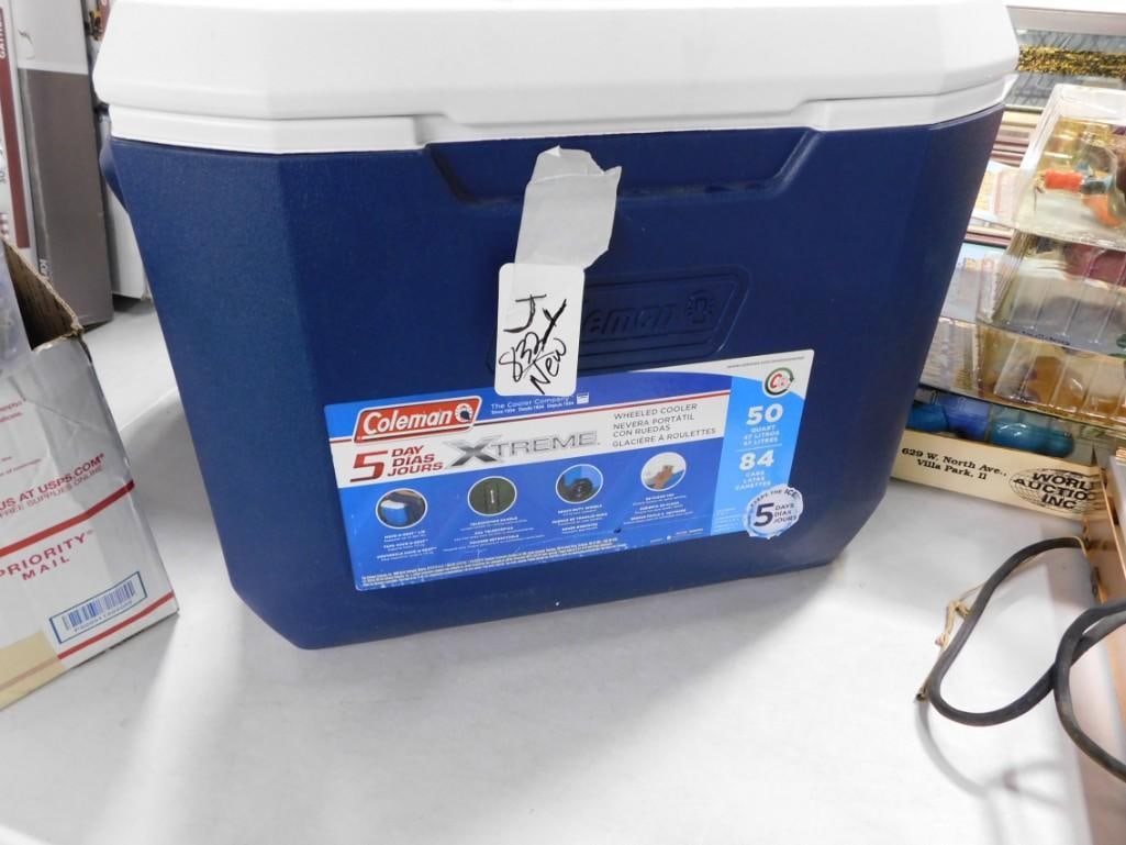 Coleman 50 quart Wheeled Cooler - holds 84 cans! (1 of 5)