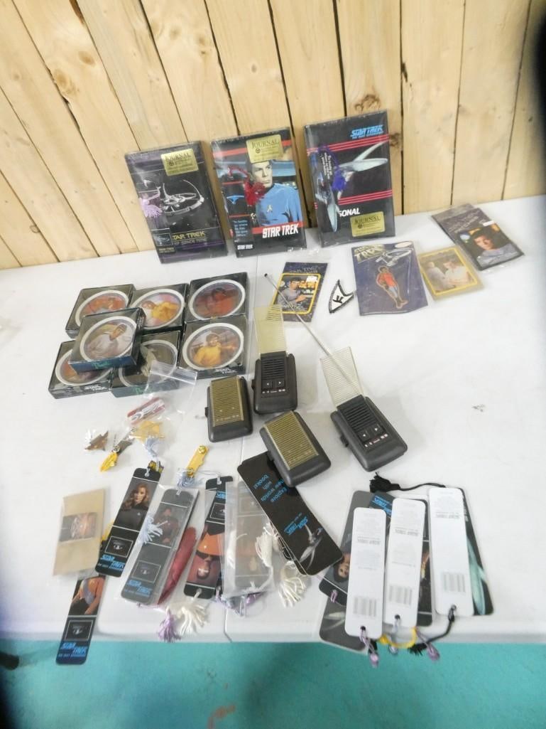 Star Trek Lot incl 4 Walkie Talkie Communicator, Mini Collector Plates, Journals, Patches, Pins, Boo (1 of 11)
