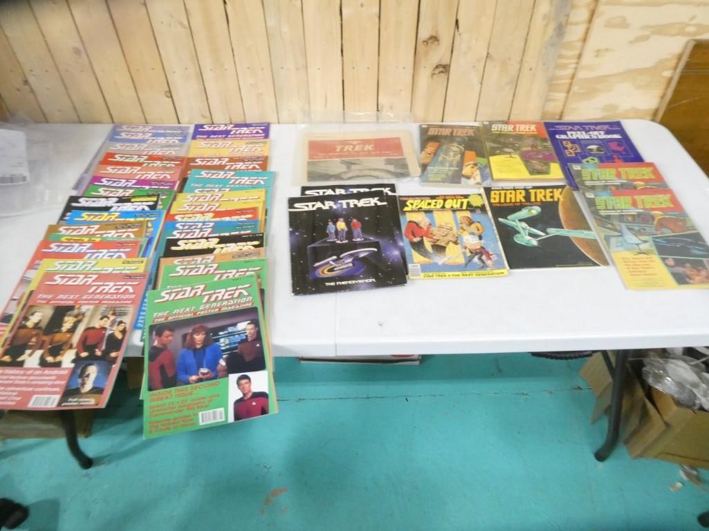 Star Trek Lot incl Pop Up Book, Old Magazine, Golden Press Books, Peel Off Graphics Book, Whitman Co (1 of 11)