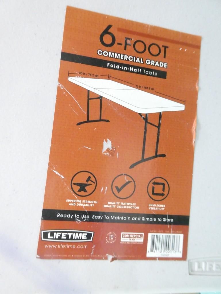 Lifetime 6' Folding Table Commercial Grade (1 of 4)