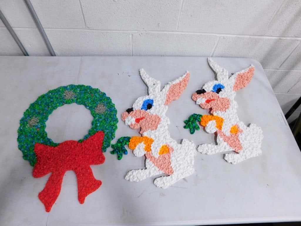 Vintage Popcorn Plastic Holiday Decorations incl Christmas Wreath and 2 Easter Bunnies (1 of 5)