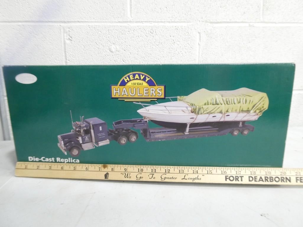 Heavy Haulers 1:50 Scale Die Cast Semi Truck and Boat Replica Model New in Box (1 of 5)