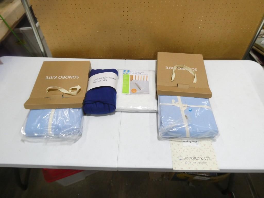 Sonoro Kate Bed Sheets and Waterproof Baby pad, etc (1 of 7)