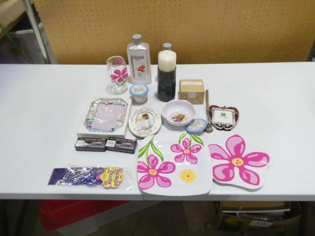 Misc. Lot including Hello Kitty, Bows, Flower Plates, Silver Plated Coffee Measure, Frames, etc.: Misc. Lot including Hello Kitty, Bows, Flower Plates, Silver Plated Coffee Measure, Frames, etc.