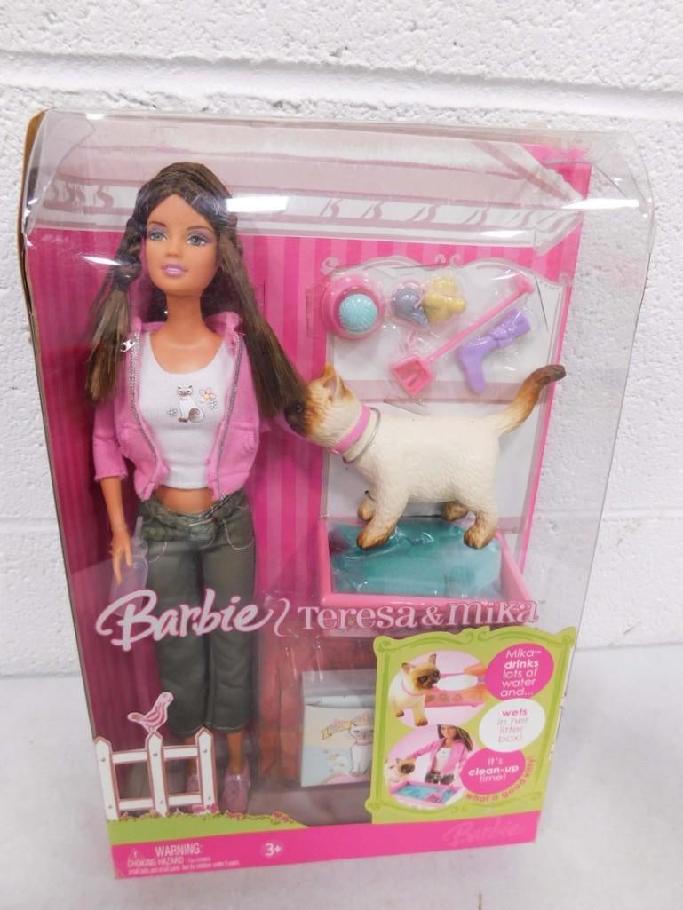 Barbie Teresa & Mika Doll & Kitty Cat Playset NIB (1 of 5)