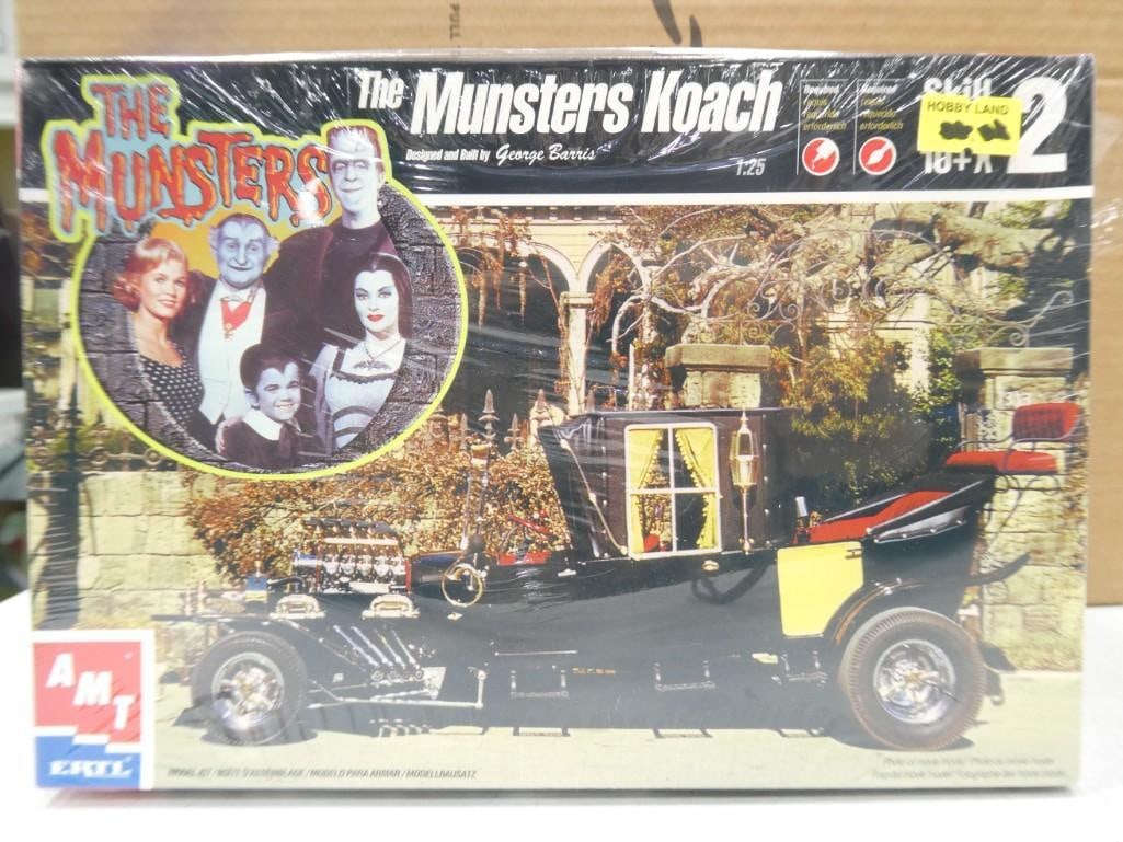 The Munsters Koach AMT ERTL Model Kit New and Sealed (1 of 3)