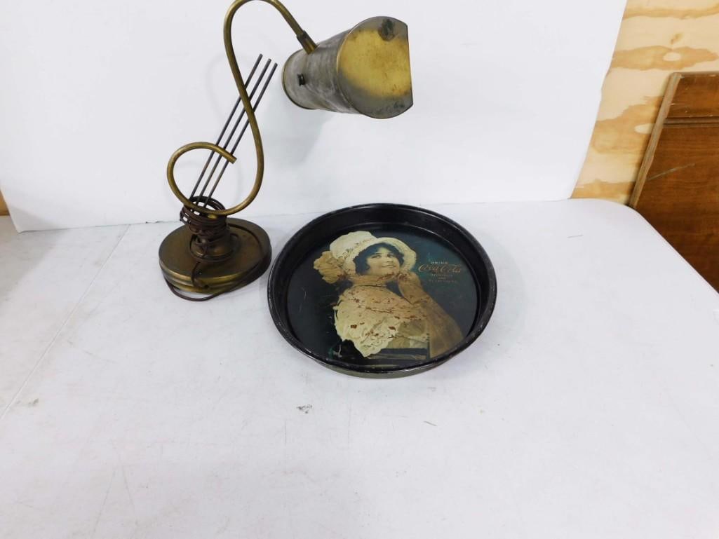 Vintage Coca Cola Tray and Desk Lamp (1 of 6)