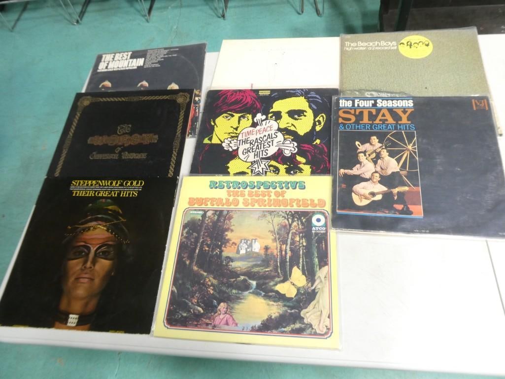 Lot of 7 Greatest Hits and Jefferson Airplane 'Worst of' Vinyl Records (1 of 6)