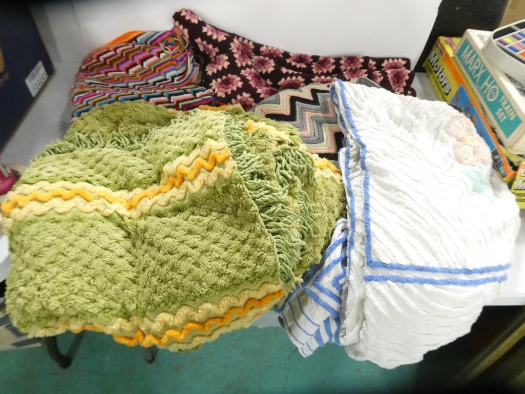 Vintage Quilts, Throw Rugs, Bedspreads,  Crocheted Afghans, etc (1 of 8)