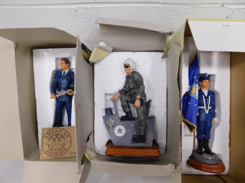 Vanmark American Heroes Figures or Statues incl Flight Line, 3/880, (1 of 8)