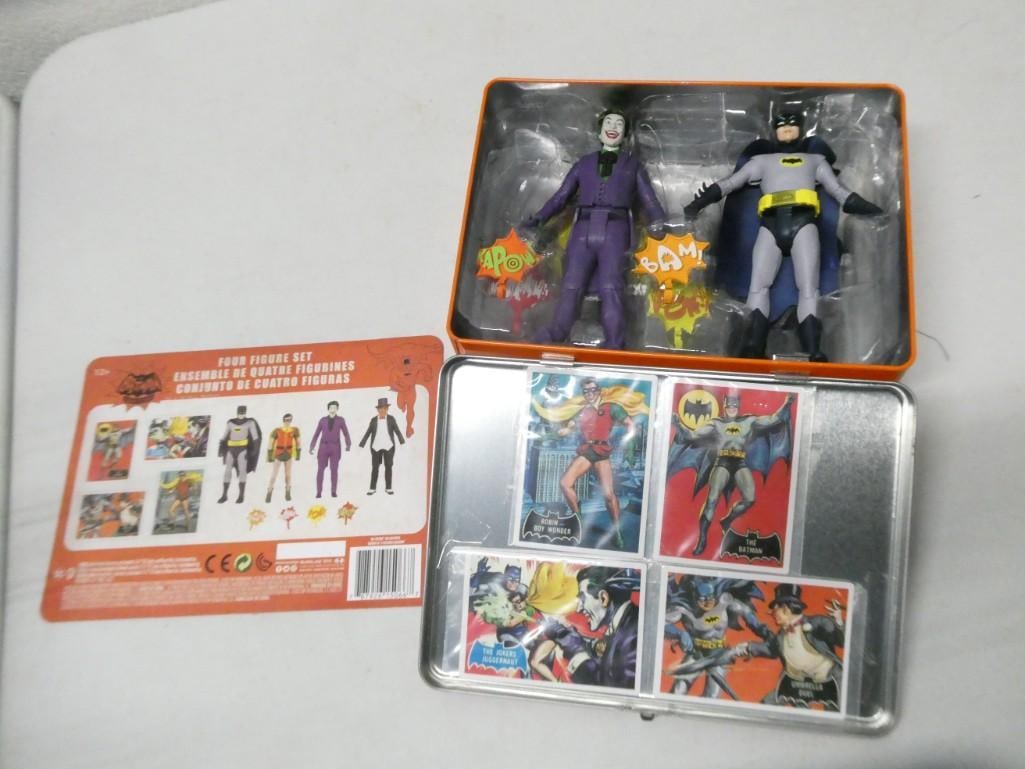 McFarlane Toys Batman and Joker Action Figures in a Lunchbox (1 of 7)