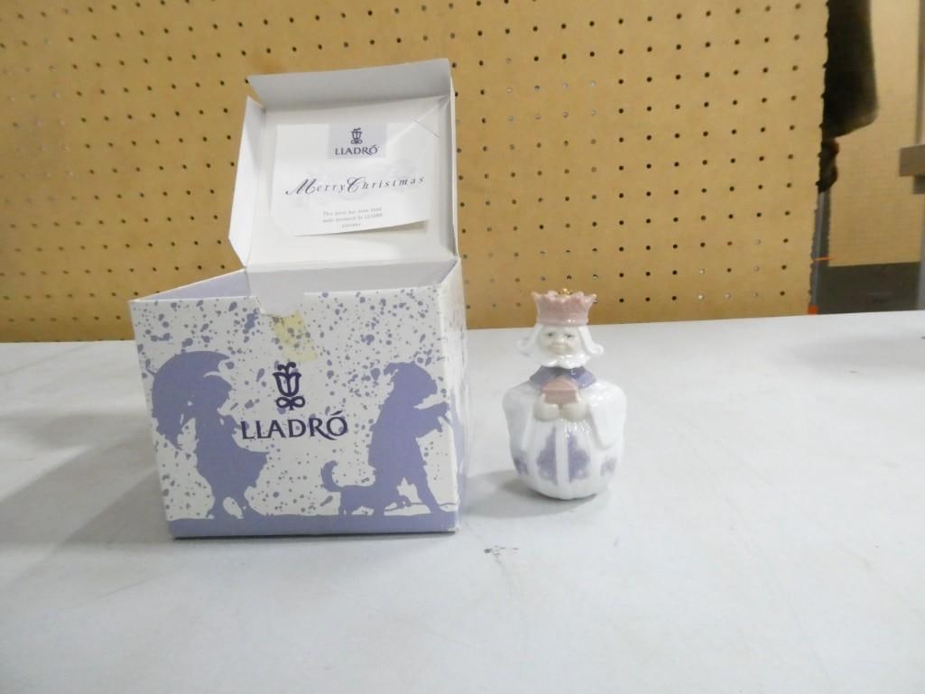 Lladro Figurine with Box - 06380 King Gaspar: Lladro Figurine with Box - 06380 King Gaspar