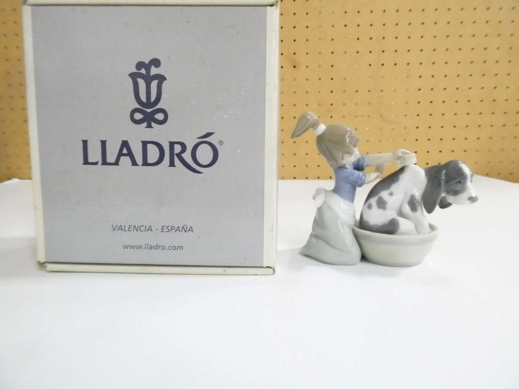 Lladro 5455 Bashful Bather Figurine Retired in 1992 Girl Washing Dog in Original Box: Lladro 5455 Bashful Bather Figurine Retired in 1992 Girl Washing Dog in Original Box