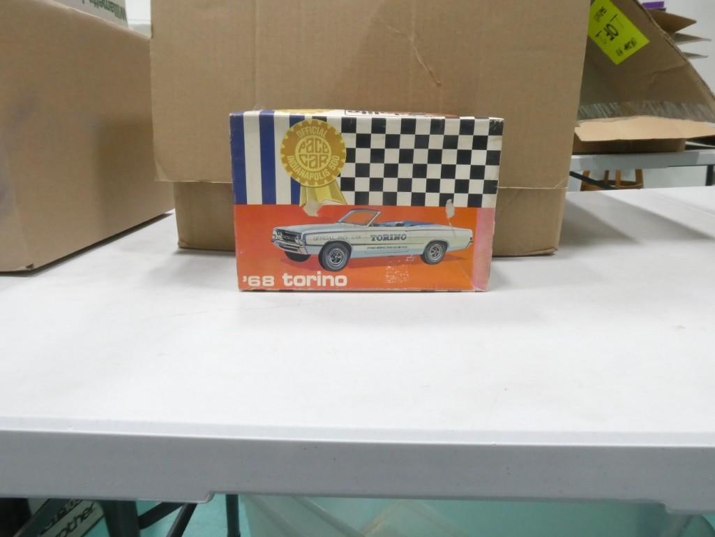 AMT 1968 Torino Indianapolis 500 Pace Car Model Kit in Original Box (1 of 4)