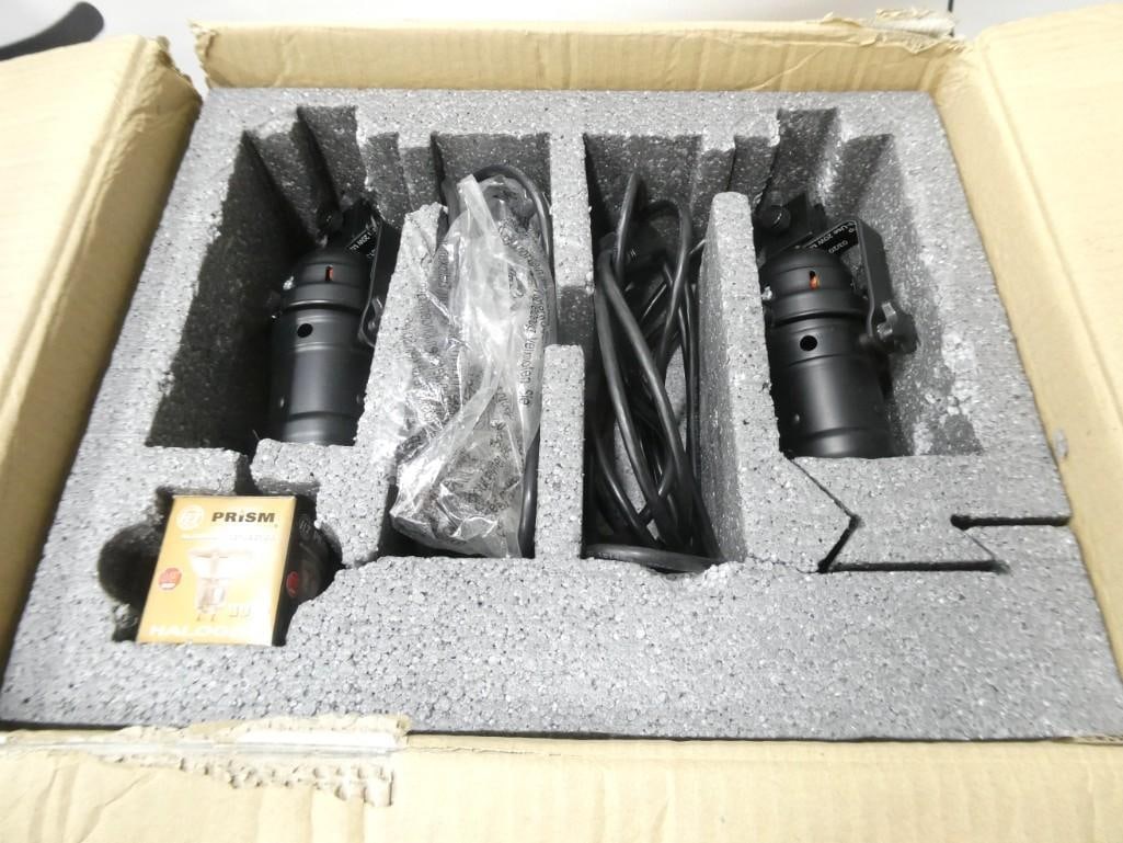 Portable Continuous Lighting System with box and bulbs (1 of 6)