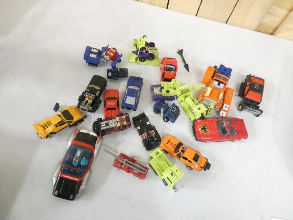 Assorted 1980's Transformers - Japan, Hasbro, Bandai, Takara (1 of 5)