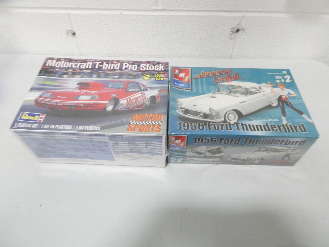 2 Sealed Ford Thunderbird Model Kits incl AMT Ertl 1956 Ford Thunderbird 1:25 Scale (1 of 8)