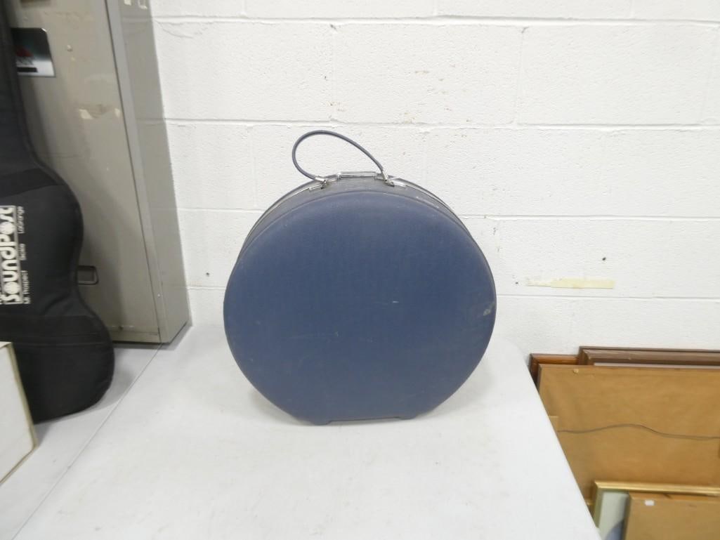 Vintage American Tourister Round Suitcase or Hand Luggage or Train Case (1 of 4)