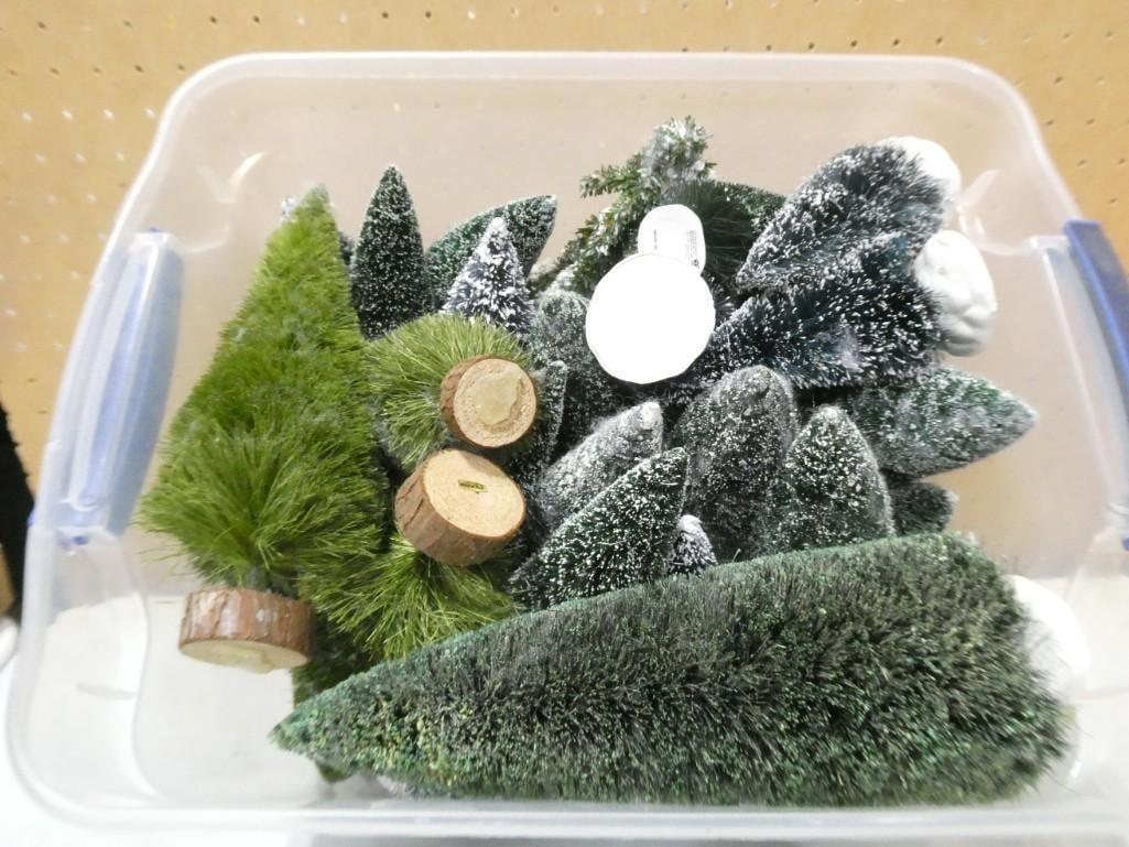 Lot of Christmas Village Bottle Brush Trees incl Department 56 (1 of 7)