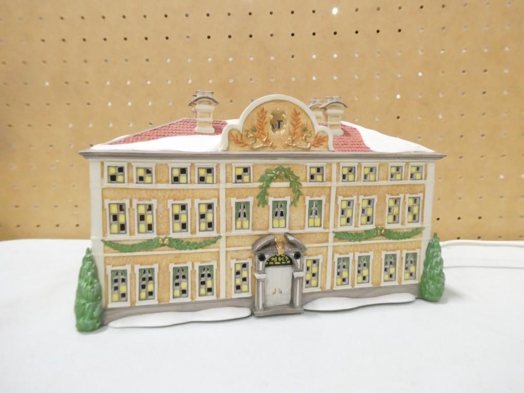 Dept 56 The Sound of Music Von Trapp Villa Alpine Village Series (1 of 8)