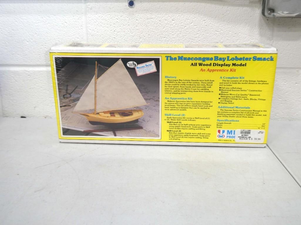 The Muscongus Bay Lobster Smack All Wood Display Model Kit New and Sealed (1 of 4)