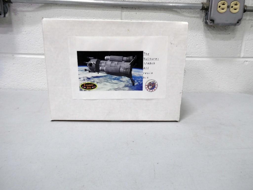 The Vulture 1/48th Scale All Resin Kit Salvage-1 Creature Arts Model Kit Very Rare New in box (1 of 4)