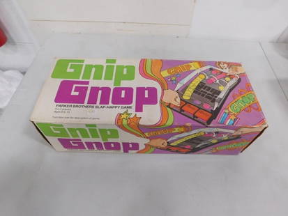 Vintage Gnip Gnop - Ping Pong Type game with original box: Vintage Gnip Gnop - Ping Pong Type game with original box