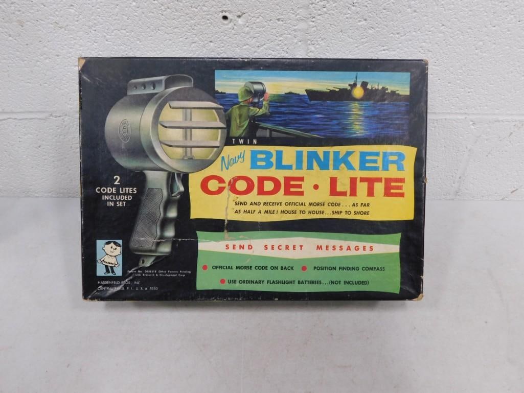 Vintage Toy Twin Navy Blinker Code Lites in Original Box (1 of 8)
