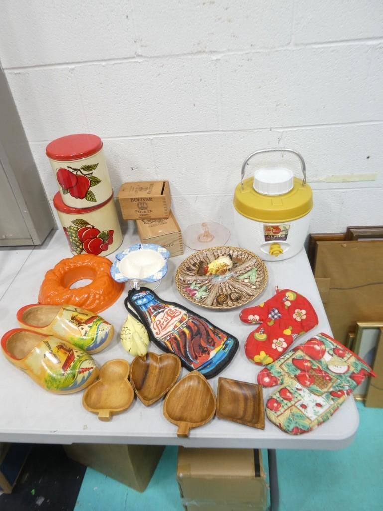 Vintage and Collectibles incl Metal Canisters, Poker Night Snack Dishes, Pepsi Pot Holder, Vtg Drink (1 of 14)