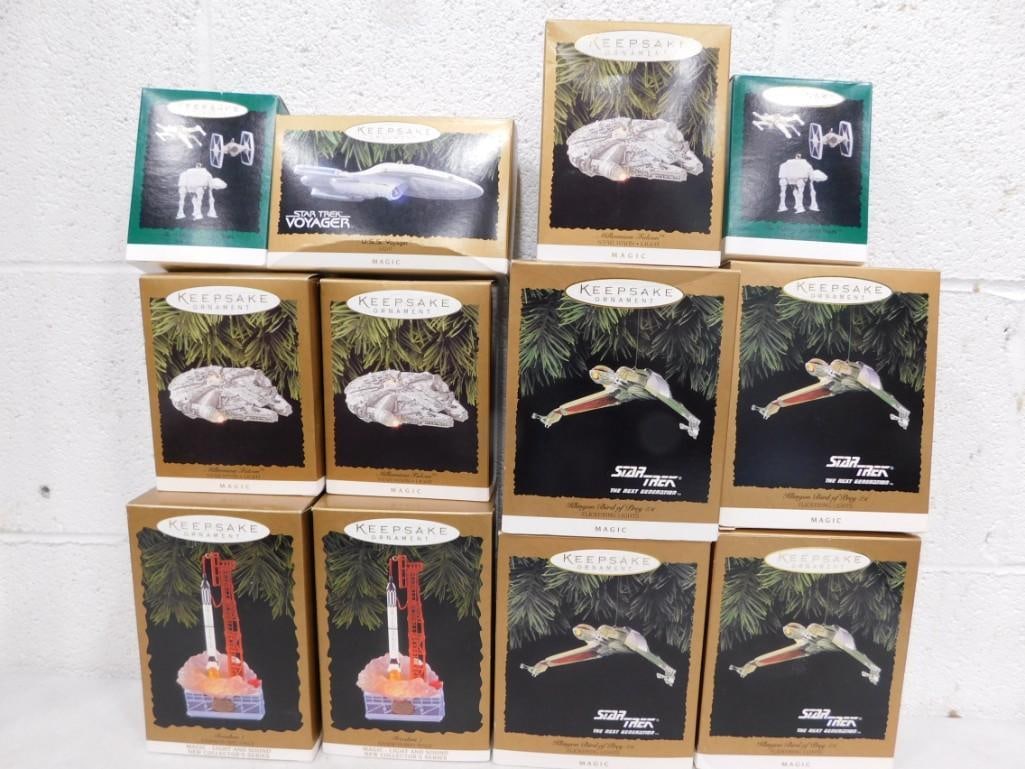 12 Hallmark Star Wars, Star Trek, Etc Christmas Keepsake Ornaments NIB Lot (1 of 4)