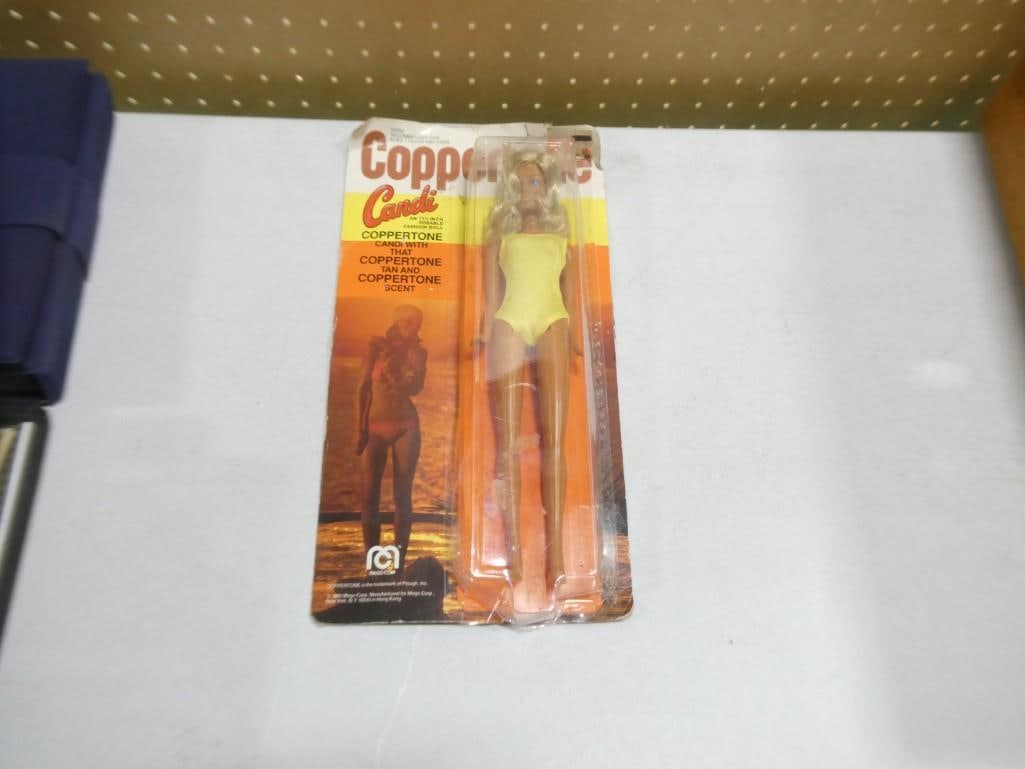 Vintage 1980 Mego Coppertone Candi Posable Fashion Doll in Original Package (1 of 4)