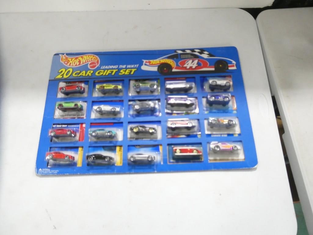 Hot Wheels 20 Car Gift Set Display with cars (1 of 4)