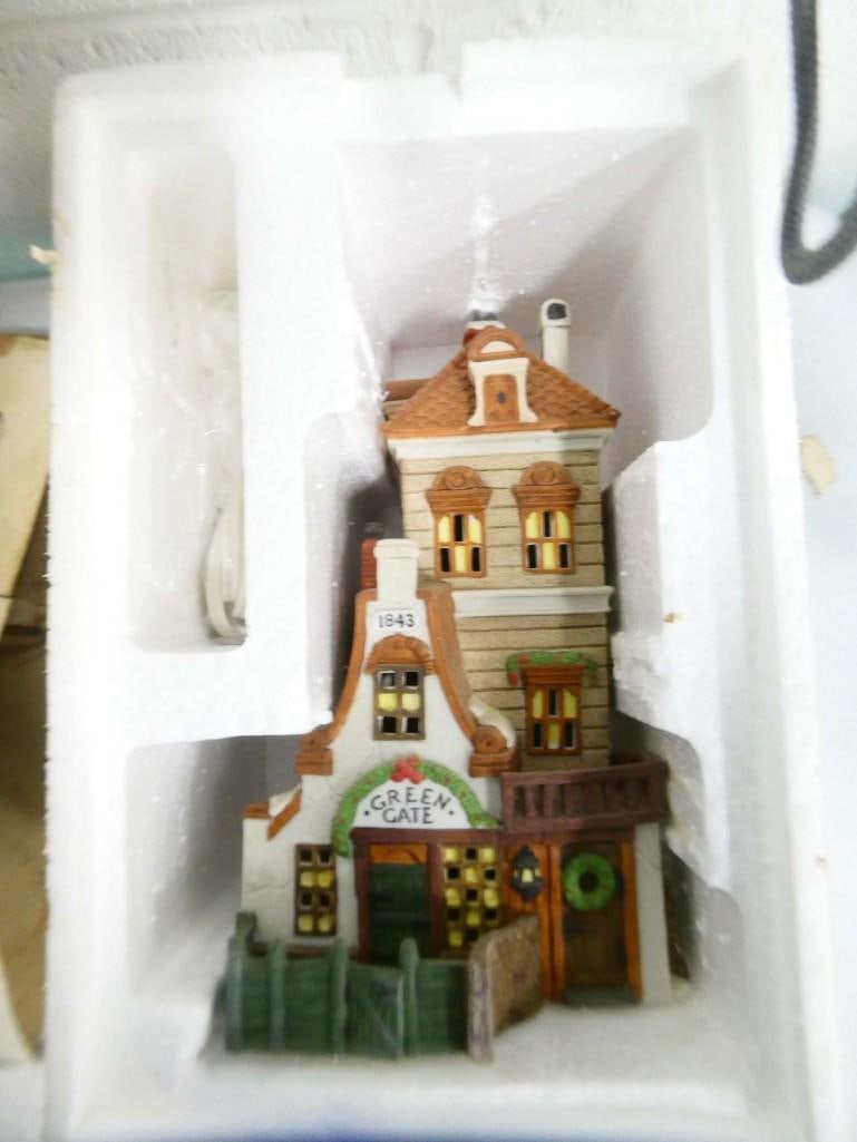 Dept 56 Green Gate Cottage Dickens Village Series Heritage Village Collection Limited Edition: Department 56 Green Gate Cottage Dickens Village Series Heritage Village Collection Limited Edition Christmas Village Building in original styrofoam but no outer box