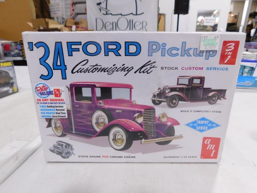 New and Sealed AMT '34 Ford Pickup 3 in 1 Customizing kit 1/25 Scale Model Truck Kit (1 of 3)
