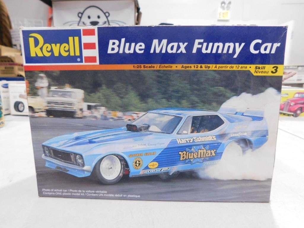 Revell Blue Max Funny Car 1:25 Scale Model Kit (1 of 4)
