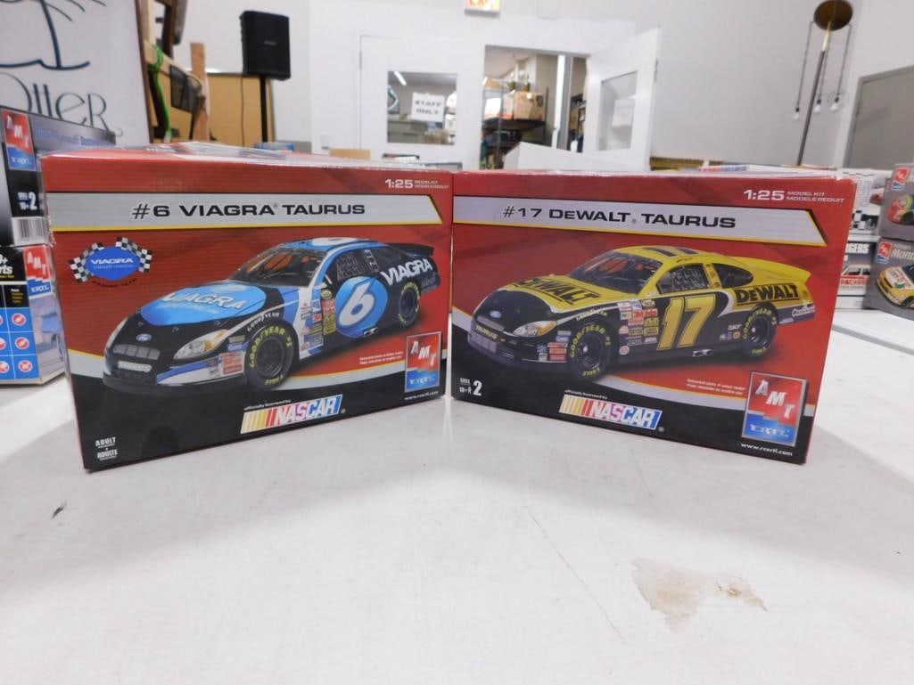 2 AMT Ertl Nascar Model Car Kits incl #6 Viagra Taurus and #17 Dewalt Taurus (1 of 7)