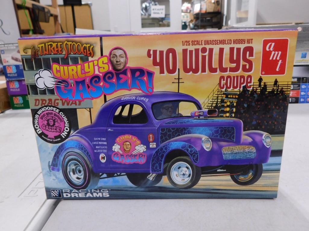 The Three Stooges Curly's Gasser '40 Willys Coupe AMT 1/25 Scale Model Kit (1 of 6)