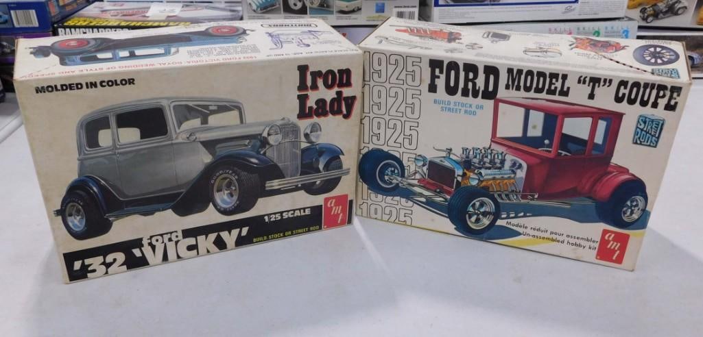 2 AMT Model Car Kits incl '32 Ford Vicky Iron Lady and 1925 Ford Model T Coupe (1 of 7)