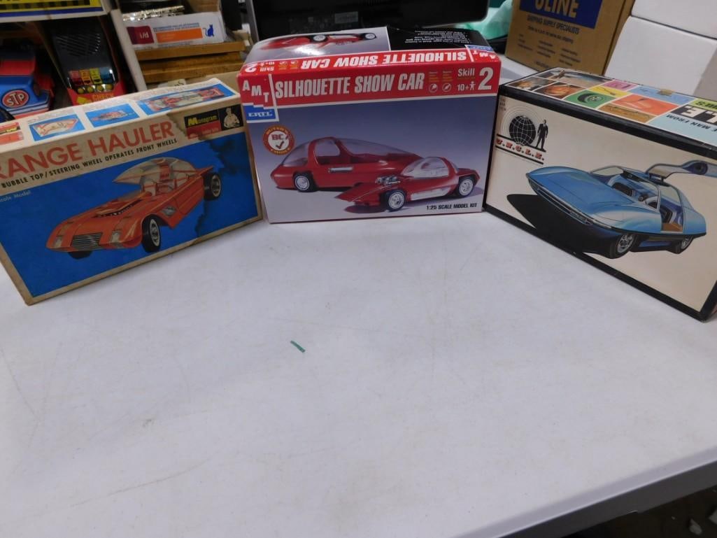 3 Model Car Kits incl AMT The Man from U.N.ClL.E., Monogram Orange Hauler, AMT Silhouette Show Car (1 of 12)