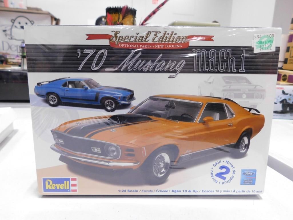 Sealed Revell '70 Mustang Mach 1 Special Edition Model Car Kit 1:24 Scale: New and Sealed Revell '70 Mustang Mach 1 Special Edition Model Car Kit 1:24 Scale