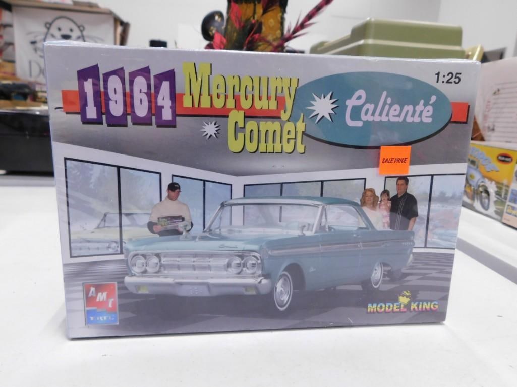 Sealed AMT Ertl 1964 Mercury Comet Caliente Model Car Kit 1:25 Scale (1 of 3)