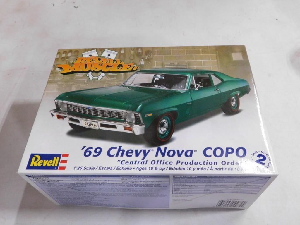 Revell Muscle '69 Chevy Nova COPO 1:25 Scale Car Model Kit: Revell Muscle '69 Chevy Nova COPO 1:25 Scale Car Model Kit in open box. Includes everything that you see in the pictures