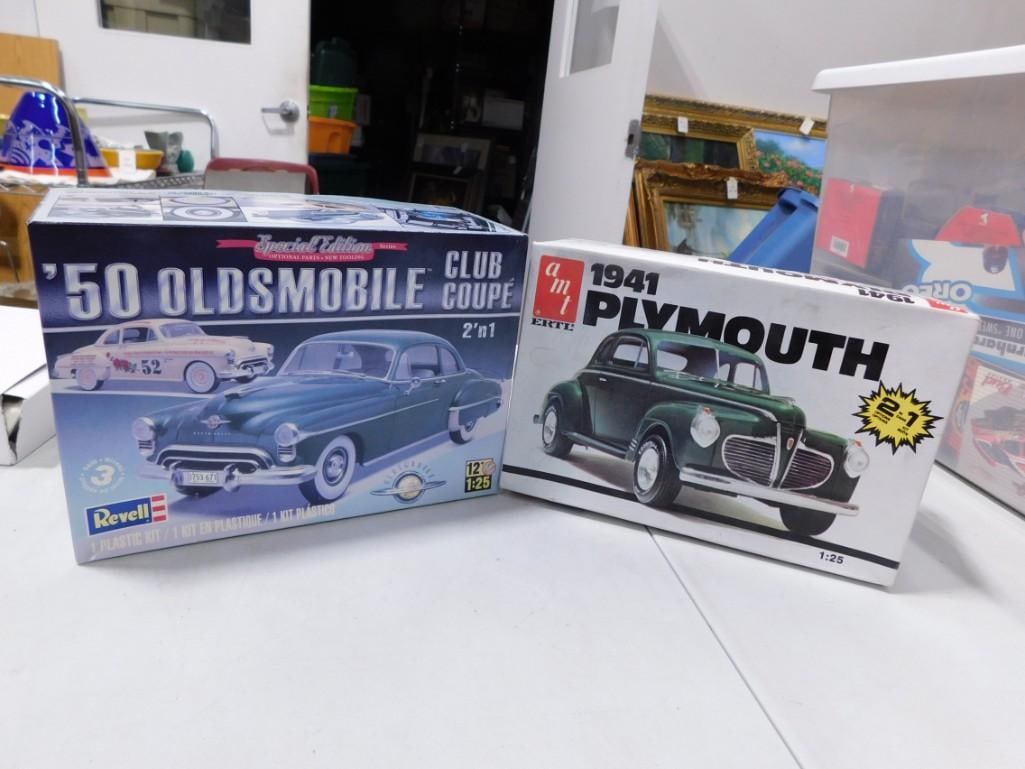 2 Car Model Kits incl AMT Ertl 1941 Plymouth and Revell "50 Oldsmobile Club Coupe 2 'n 1 Special Edi (1 of 10)