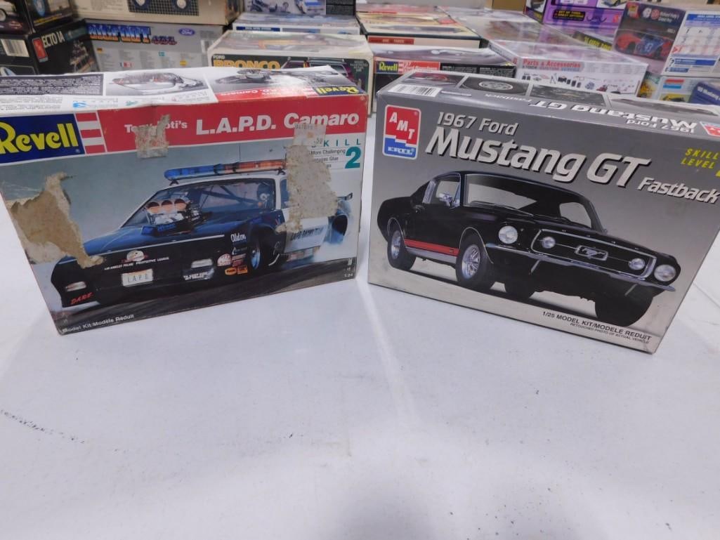 2 Model Car Kits incl Revell L.A.P.D. Camaro and AMT Ertl 1967 Ford Mustang GT Fastback (1 of 7)