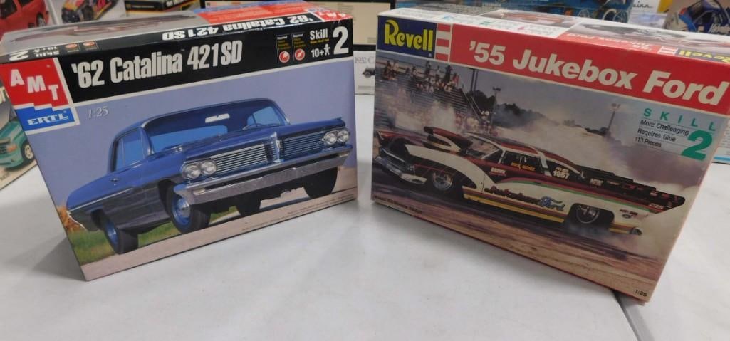 2 Model Car Kits incl Revell '55 Jukebox Ford and AMT Ertl '62 Catalina 421SD: 2 Model Car Kits incl Revell '55 Jukebox Ford and AMT Ertl '62 Catalina 421SD . Both are 1:25 scale and in open boxes. Includes everything that you see in the pictures