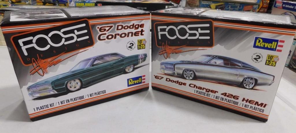 2 Revell Foose Model Car Kits incl '67 Dodge Coronet and '67 Dodge Charger 426 Hemi (1 of 8)