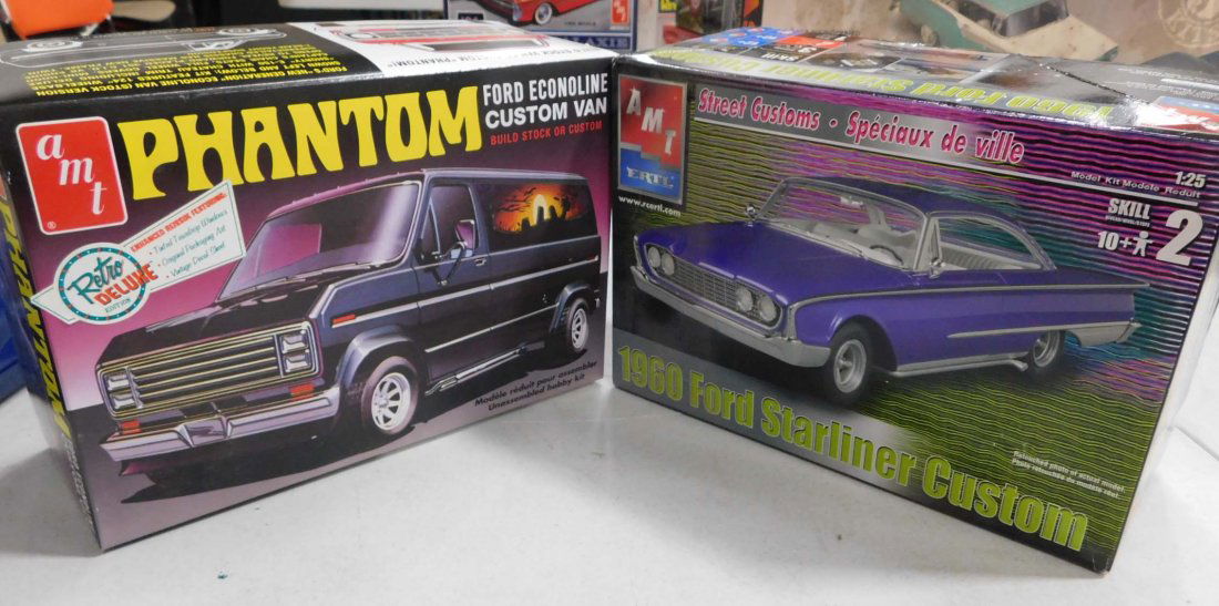 2 Model Kits incl AMT Phantom Ford Econoline Custom Van and AMT Ertl 1960 Ford Starliner Custom (1 of 7)