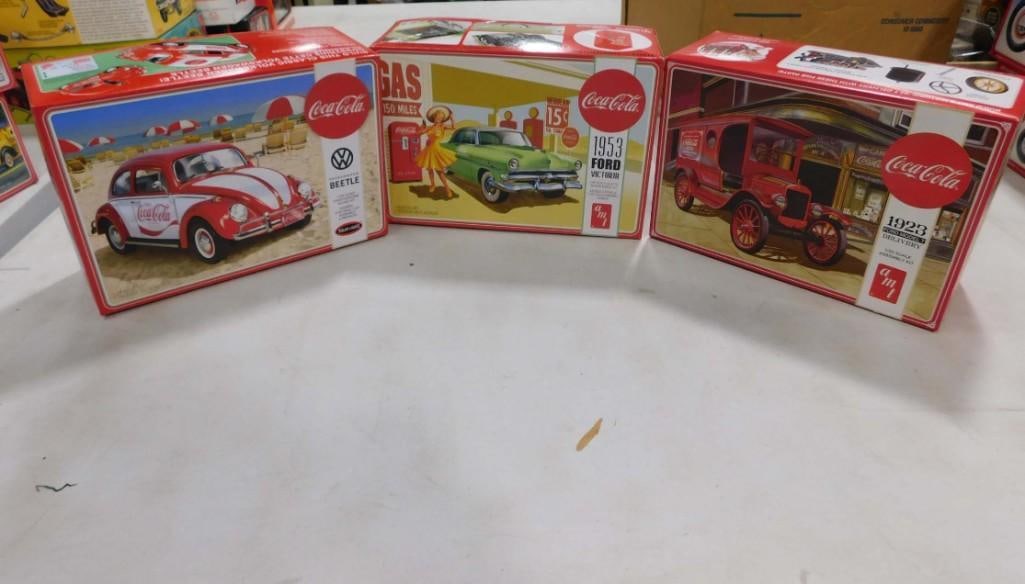 3 Coca Cola Model Car Kits incl Polar Lights VW Beetle, AMT 1953 Ford Victoria, AMT 1923 (1 of 10)