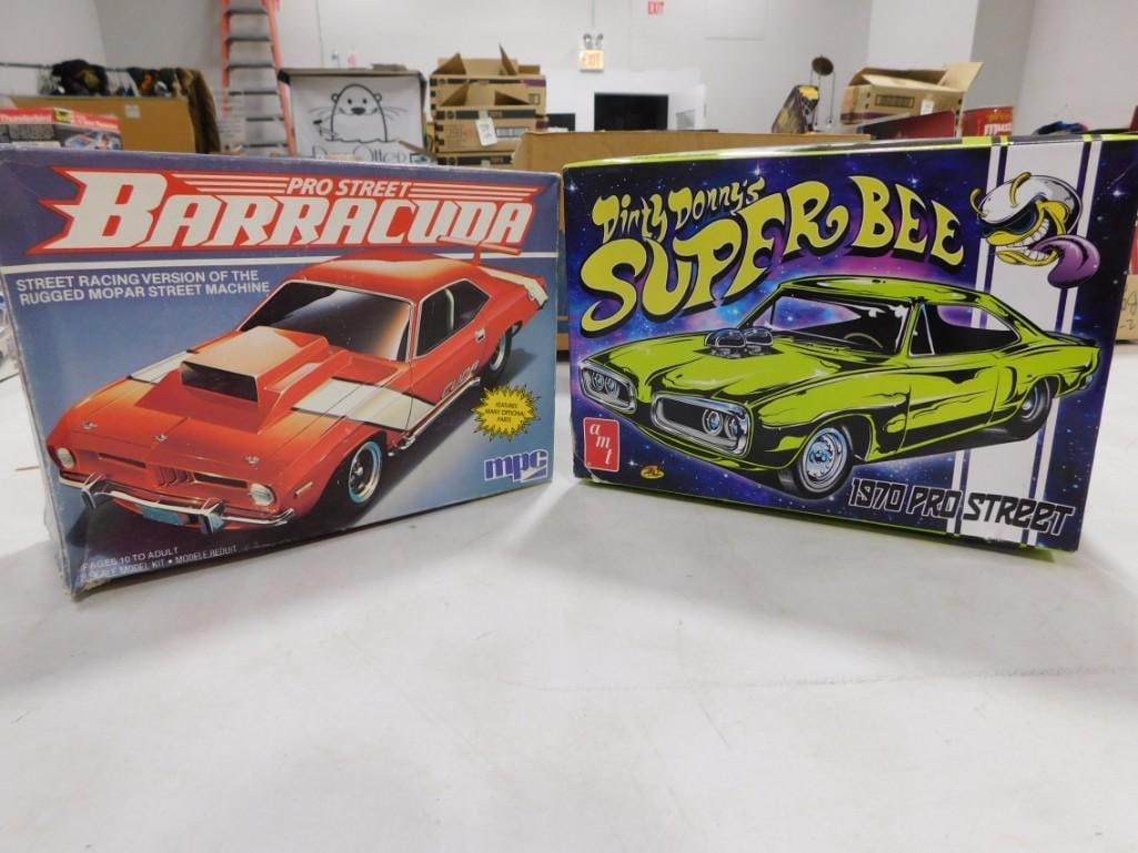 2 Model Car Kits incl MPC Pro Street Barracuda and AMT Dirty Donny's Super Bee 1970 Pro Street (1 of 7)