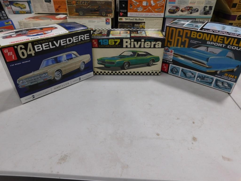 3 AMT Model Car Kits incl 1965 Bonneville Sport Coupe, 1967 Riviera, '64 Belvedere (1 of 12)